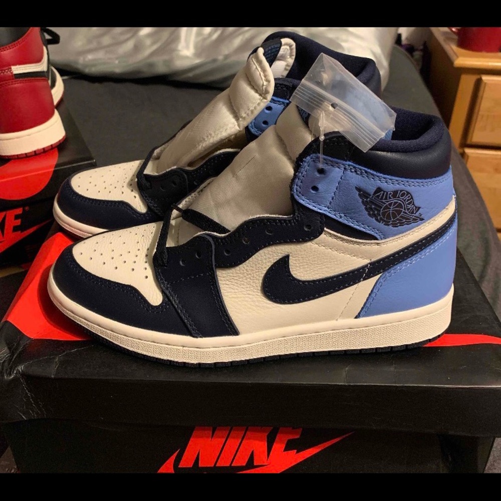 Jordan 1s Obsidians